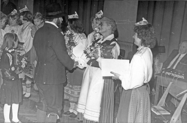 Naisrühma juubel - 20 - sügis 1992 06.jpg